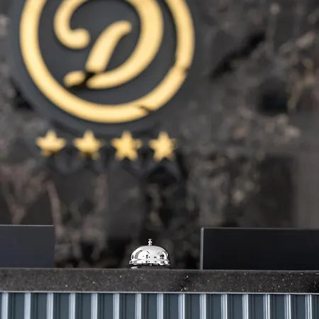Demederon 4*